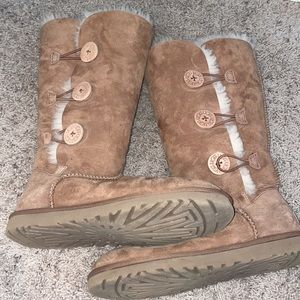 UGG Australia size 8 tall suede winter boots.
